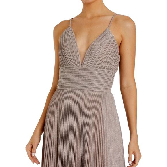 MAC DUGGAL 30725 Black Shimmer Pleated V-Neck Gown Size 20 New w/ Tag MSRP $398 - Picture 6 of 12